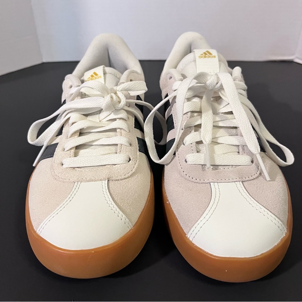 Adidas Womens Run 70s 2.0 Atheletic Shoes White Black Gum Size 8 - Picture 3 of 10